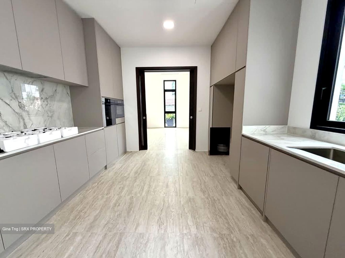 Grove Drive (D10), Detached #550087931
